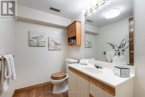 33 Manitoulin Drive, London, ON - Indoor Photo Showing Bathroom