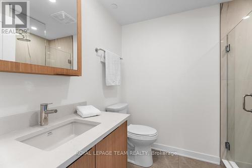 2603 - 340 Queen Street, Ottawa, ON - Indoor Photo Showing Bathroom