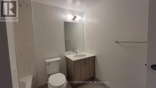 212 - 556 Marlee Avenue, Toronto, ON - Indoor Photo Showing Bathroom