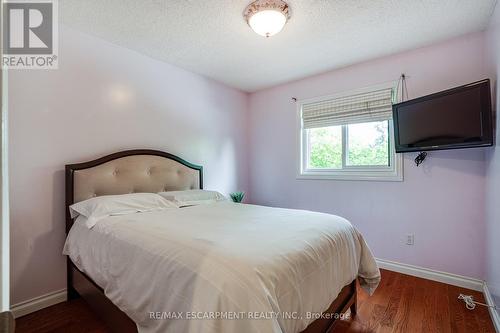 1133 Beechnut Road, Oakville, ON - Indoor Photo Showing Bedroom