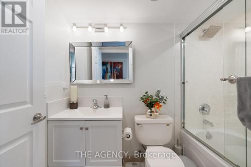 2012 - 335 Rathburn Road W, Mississauga, ON - Indoor Photo Showing Bathroom