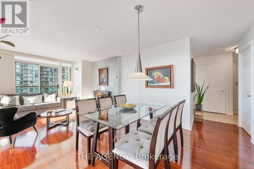 2012 - 335 Rathburn Road W, Mississauga, ON - Indoor Photo Showing Dining Room