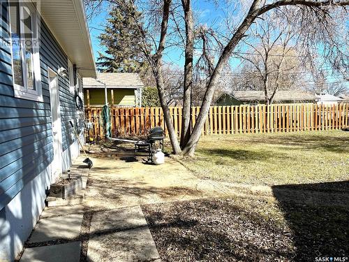 444 2Nd Street E, Shaunavon, SK - Outdoor