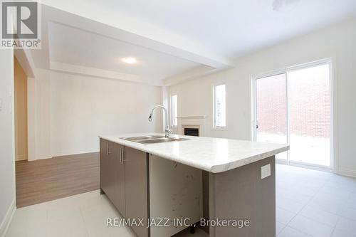 2217 Crystal Drive, Oshawa (Kedron), ON - Indoor Photo Showing Kitchen With Double Sink