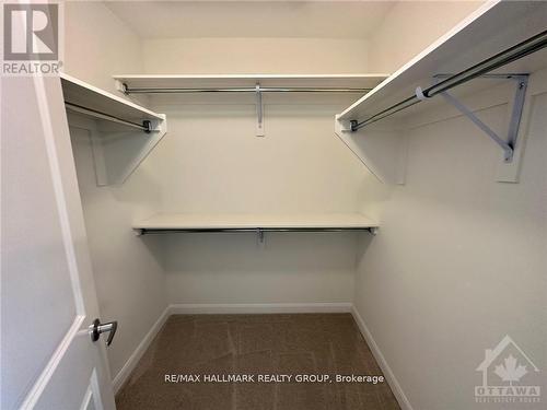 588 Lilith Street, Ottawa, ON - Indoor With Storage