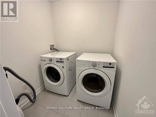 588 Lilith Street, Ottawa, ON - Indoor Photo Showing Laundry Room