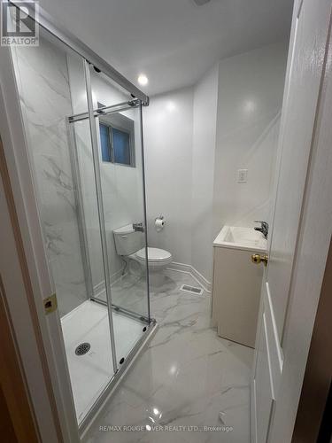 B - 1286 Radom Street, Pickering, ON - Indoor Photo Showing Bathroom