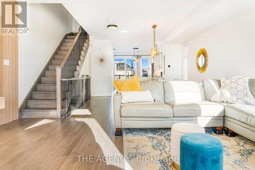 755 Port Darlington Road, Clarington, ON - Indoor Photo Showing Living Room