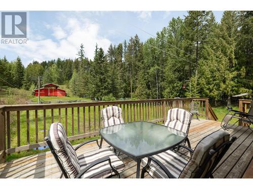 420 sq/ft Deck - 68 Specht Road, Cherryville, BC 