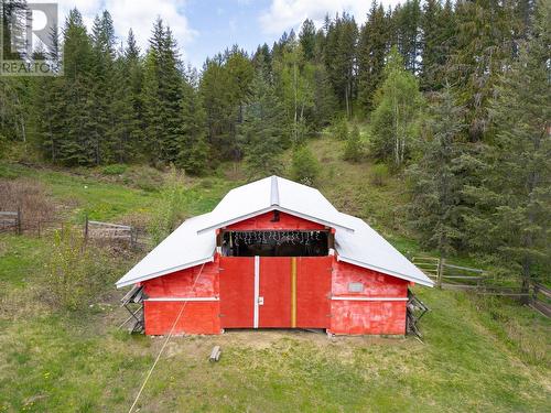 68 Specht Road, Cherryville, BC 