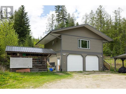 Double Garage - 68 Specht Road, Cherryville, BC 