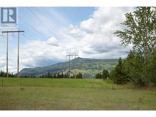 68 Specht Road, Cherryville, BC 