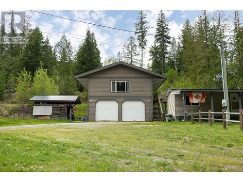 68 Specht Road, Cherryville, BC 