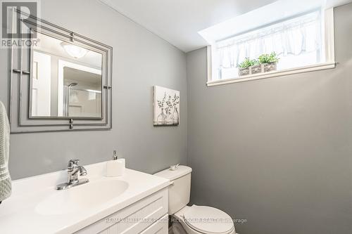 58 Laidlaw Drive, Barrie, ON - Indoor Photo Showing Bathroom