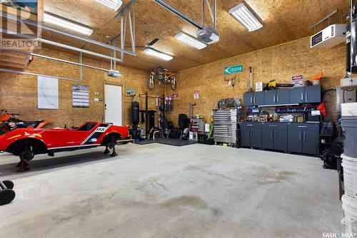 13 Hood Road, Longlaketon Rm No. 219, SK - Indoor Photo Showing Garage