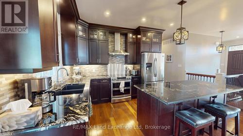 661 Gloria Street, North Huron (Blyth), ON - Indoor Photo Showing Kitchen With Double Sink With Upgraded Kitchen