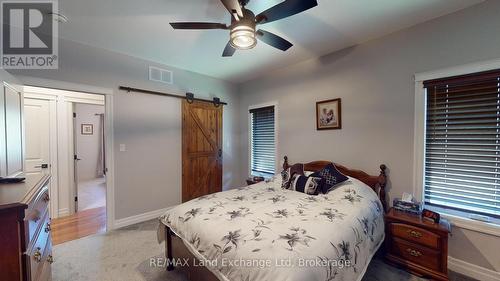 661 Gloria Street, North Huron (Blyth), ON - Indoor Photo Showing Bedroom