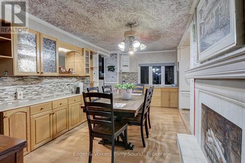 42 Emily Street, Parry Sound, ON - Indoor Photo Showing Dining Room