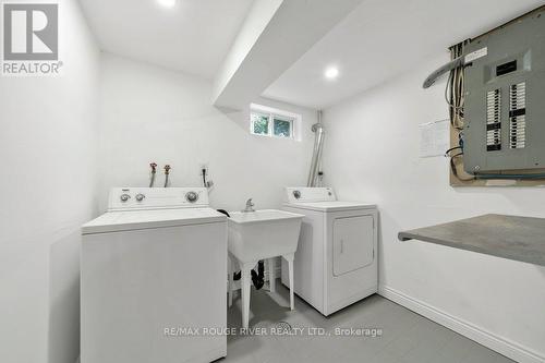 786 Mary Street N, Oshawa, ON - Indoor Photo Showing Laundry Room