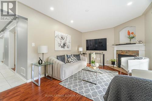 306 Howard Crescent, Orangeville, ON - Indoor Photo Showing Living Room With Fireplace