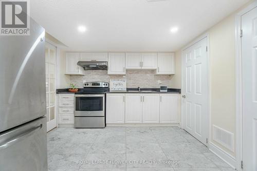 306 Howard Crescent, Orangeville, ON - Indoor Photo Showing Kitchen With Stainless Steel Kitchen