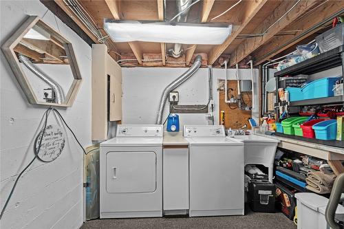 130 Heather Street, Kamloops, BC - Indoor Photo Showing Laundry Room