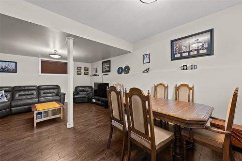 1143 Thompson Avenue, Chase, BC - Indoor Photo Showing Dining Room