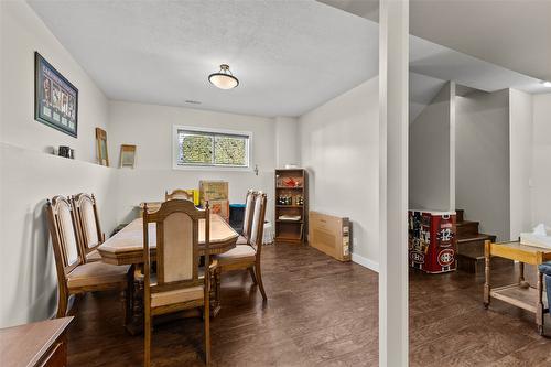 1143 Thompson Avenue, Chase, BC - Indoor Photo Showing Dining Room