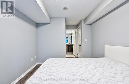 1601 - 400 Adelaide Street, Toronto, ON - Indoor Photo Showing Bedroom