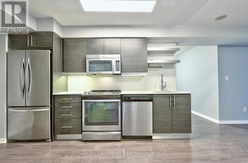 1601 - 400 Adelaide Street, Toronto, ON - Indoor Photo Showing Kitchen With Stainless Steel Kitchen With Upgraded Kitchen