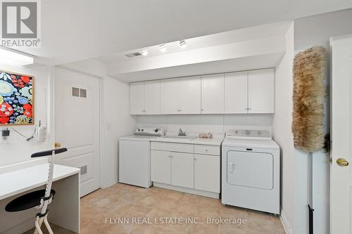 18 Park Court, Niagara-On-The-Lake, ON - Indoor Photo Showing Laundry Room