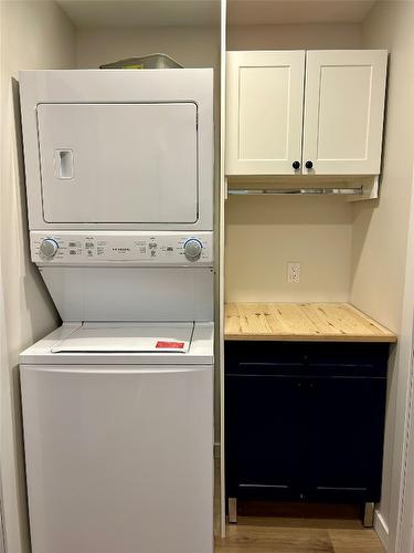 159 106Th Avenue, Kimberley, BC - Indoor Photo Showing Laundry Room