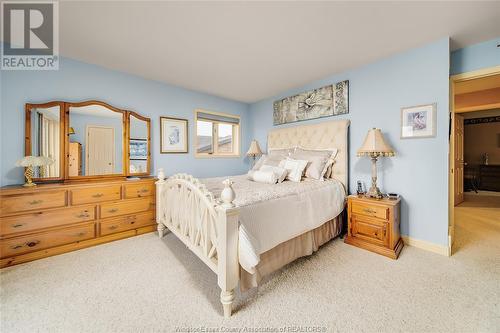 122 Cove Drive, Tecumseh, ON - Indoor Photo Showing Bedroom