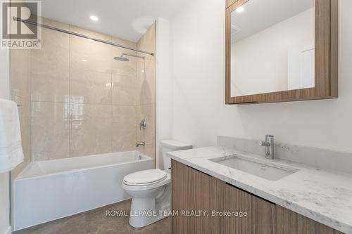 2705 - 340 Queen Street, Ottawa, ON - Indoor Photo Showing Bathroom