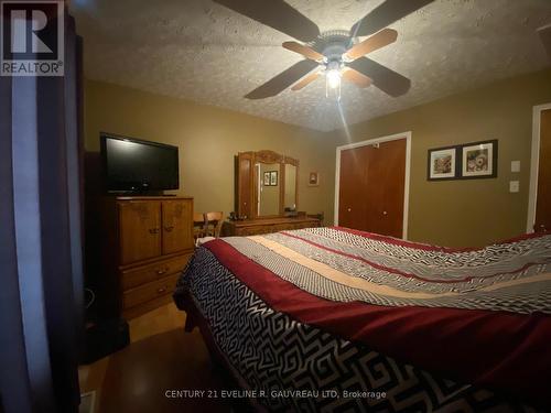 253 Little Street, Temiskaming Shores (Haileybury), ON - Indoor Photo Showing Bedroom