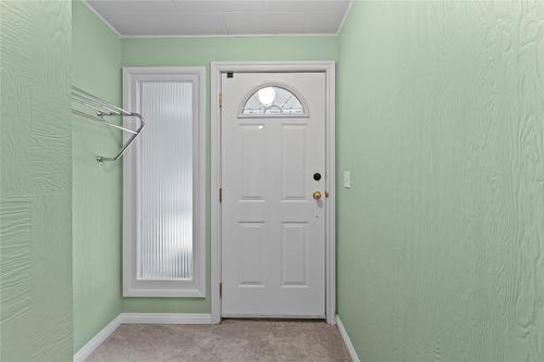 1115 Victoria Road, Revelstoke, BC - Indoor Photo Showing Other Room