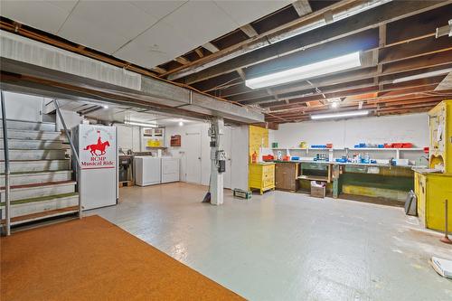 1115 Victoria Road, Revelstoke, BC - Indoor Photo Showing Basement