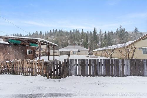 1115 Victoria Road, Revelstoke, BC - Outdoor