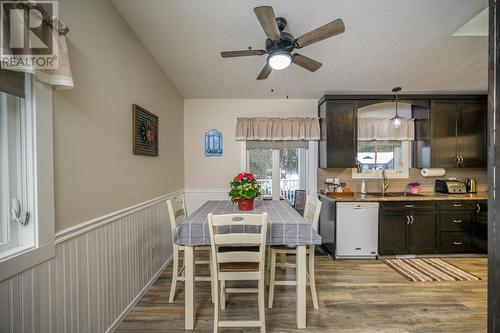 1620 Aberdeen Road, Prince George, BC - Indoor Photo Showing Dining Room