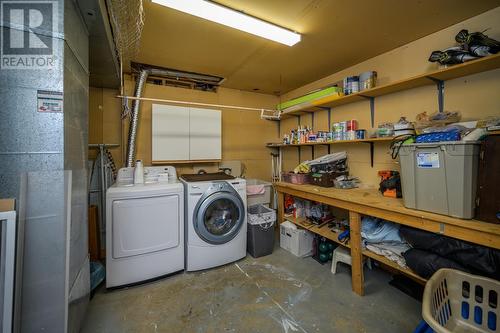 1620 Aberdeen Road, Prince George, BC - Indoor Photo Showing Laundry Room