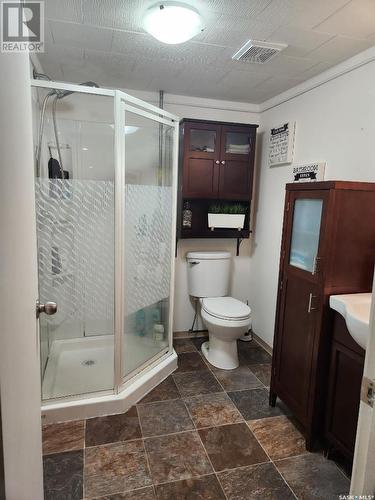 706 Grey Avenue, Grenfell, SK - Indoor Photo Showing Bathroom