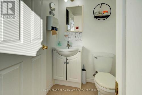 1867 Crow Lake Road, Central Frontenac, ON - Indoor Photo Showing Bathroom