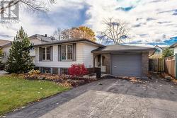 330 TUCK Drive  Burlington, ON L7L 2R3