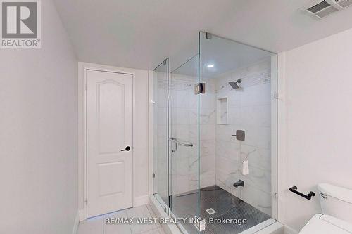 1003 - 7 Townsgate Drive, Vaughan, ON - Indoor Photo Showing Bathroom