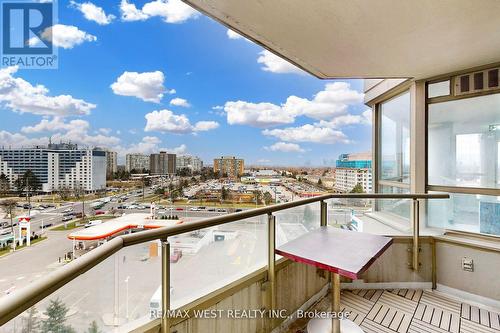 1003 - 7 Townsgate Drive, Vaughan, ON - Outdoor With View With Exterior