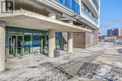 3003 - 30 Upper Mall Way, Vaughan, ON - Outdoor