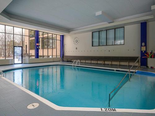 Piscine - 562-345 Boul. Jean-Baptiste-Rolland E., Saint-Jérôme, QC - Indoor Photo Showing Other Room With In Ground Pool