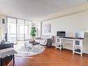 904-26 Hanover Rd, Brampton, ON  - Indoor Photo Showing Living Room 