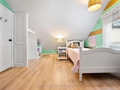 102 Twenty Third St, Toronto, ON - Indoor Photo Showing Bedroom