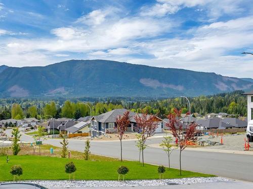 549 Mountain View Dr, Lake Cowichan, BC 